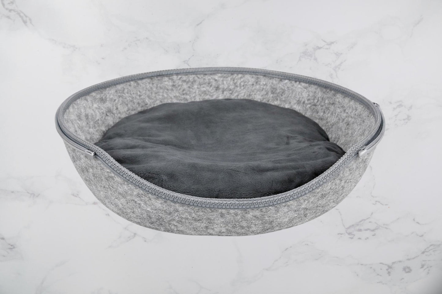 Zwarte regenjas, droog & stijlvol op stap